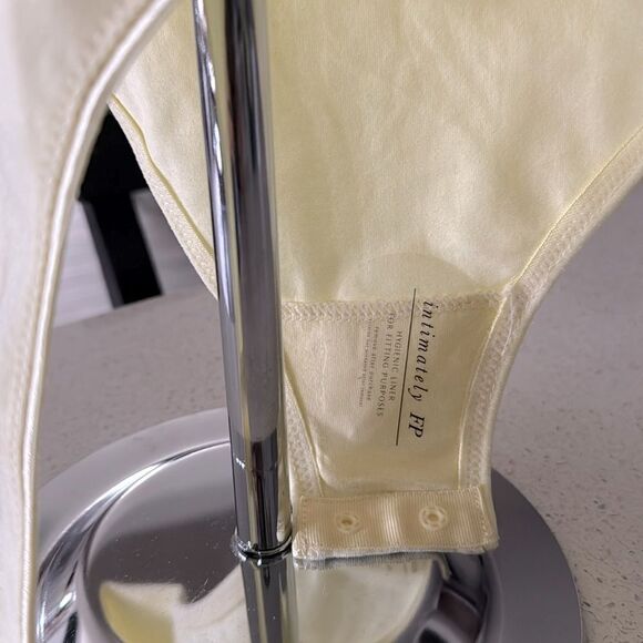 NWOT Free People High Noon Bodysuit Yellow Short Sleeves Scoop Neck S Cotton - Picture 8 of 15